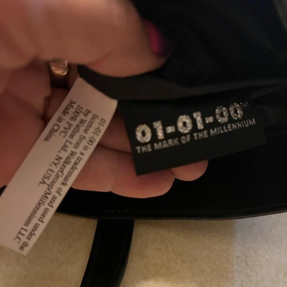 Rare! 01-01-00 Y2K/Millennials Black and Red Patent Satchel‎